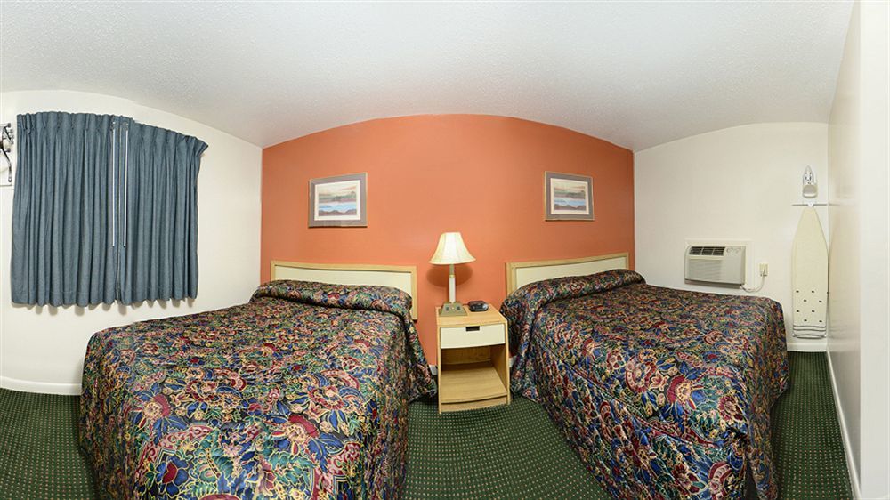 Best Way Inn Middlefield Dış mekan fotoğraf